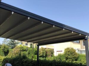 motolru tente pergola 300x225 - Pergola Tente